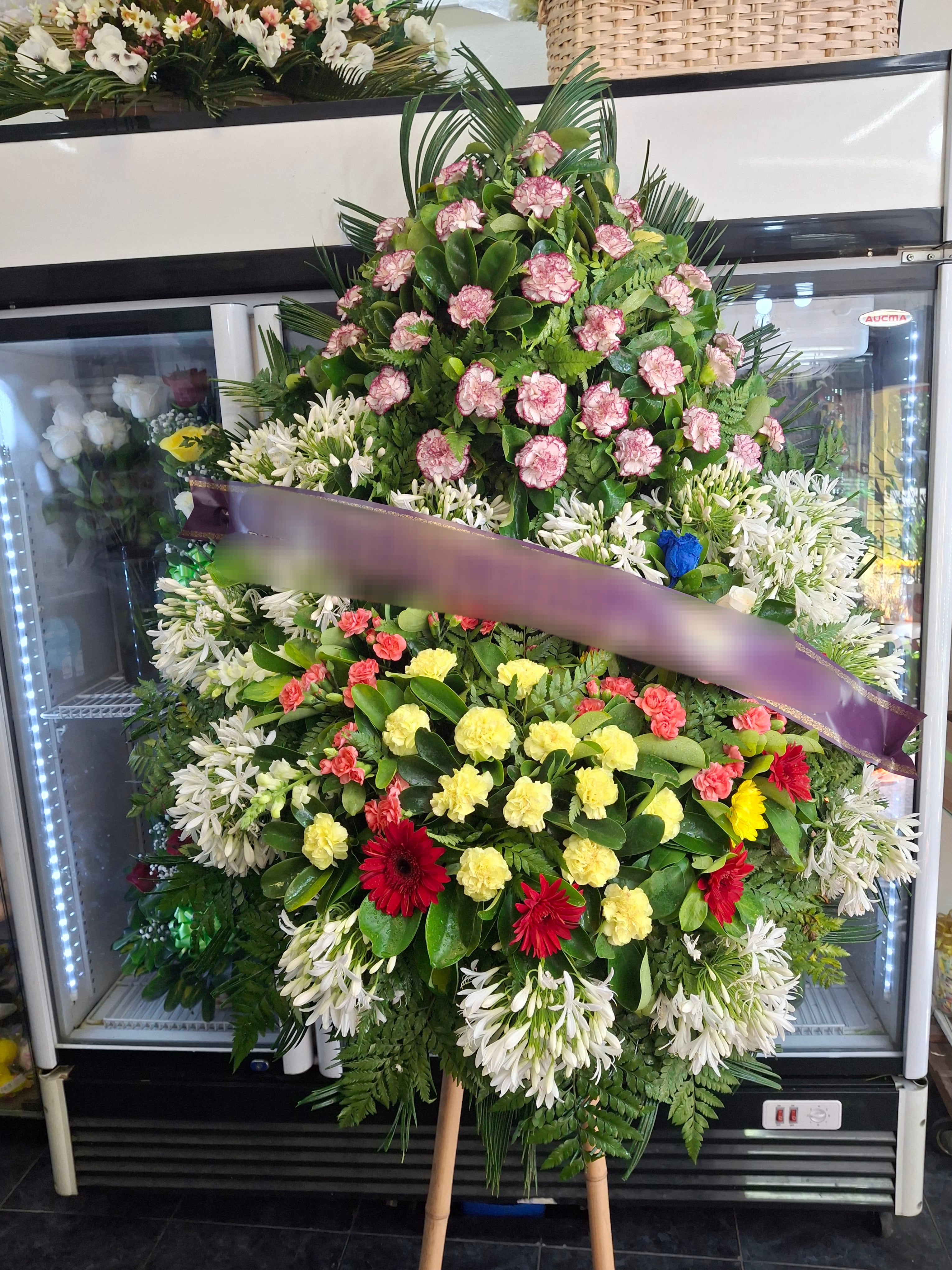 Corona Fúnebre con Flores Naturales